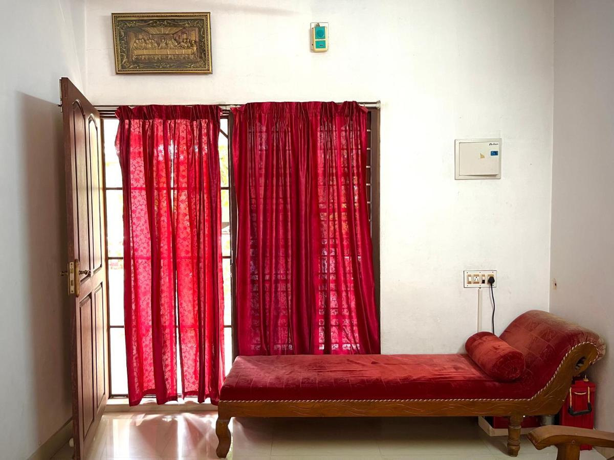 Benheal Homestay Kochi Екстериор снимка
