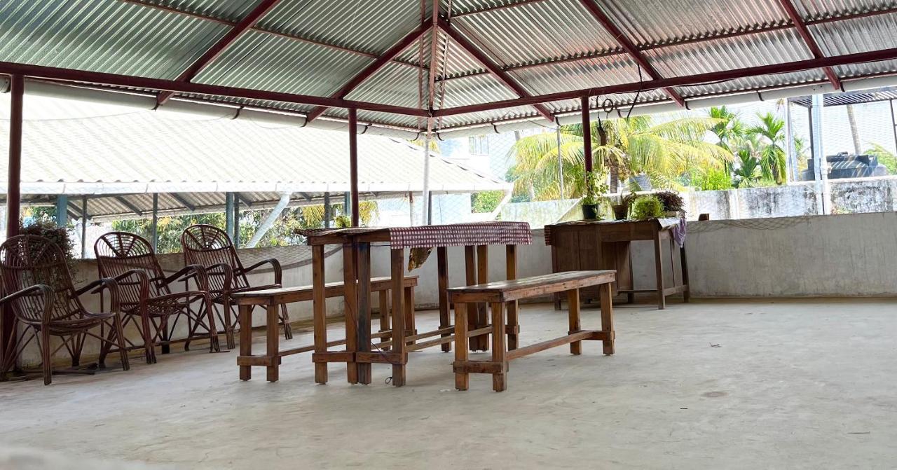 Benheal Homestay Kochi Екстериор снимка