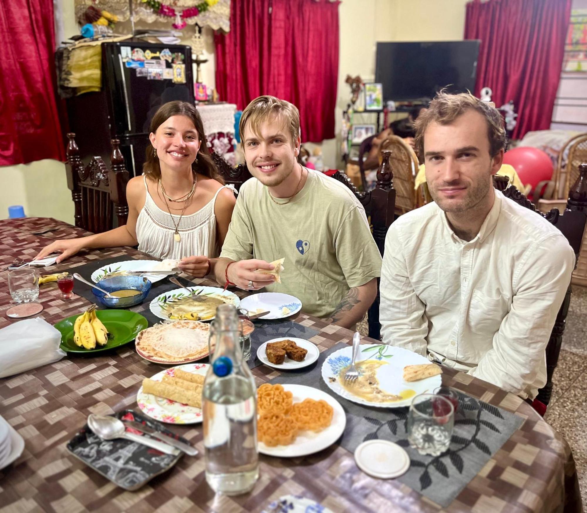Benheal Homestay Kochi Екстериор снимка